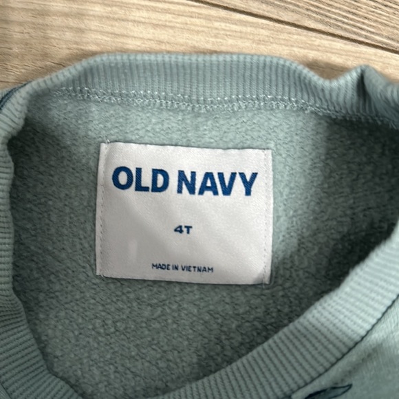 Old navy outfit - Picture 4 of 4